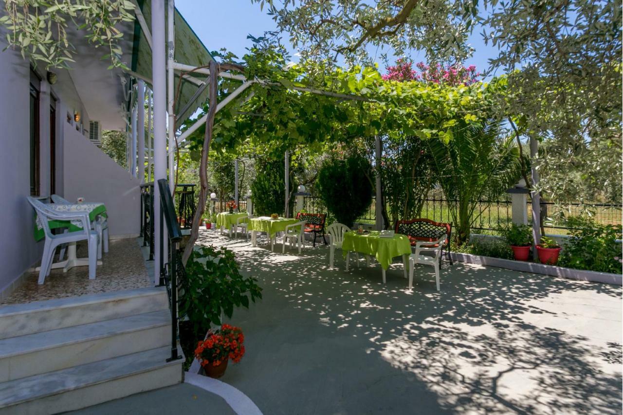 Studios Panagiotas House 阿斯特里斯 外观 照片